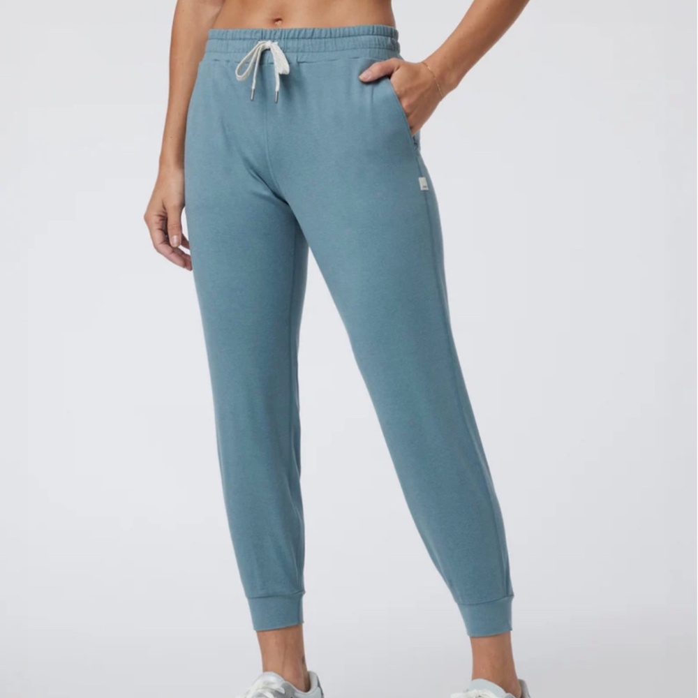 Vuori Performance Jogger